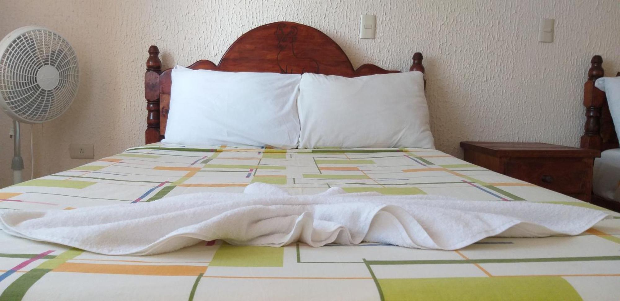 Hotel Bigu ปูแอร์โตเอสกอนดิโด ภายนอก รูปภาพ